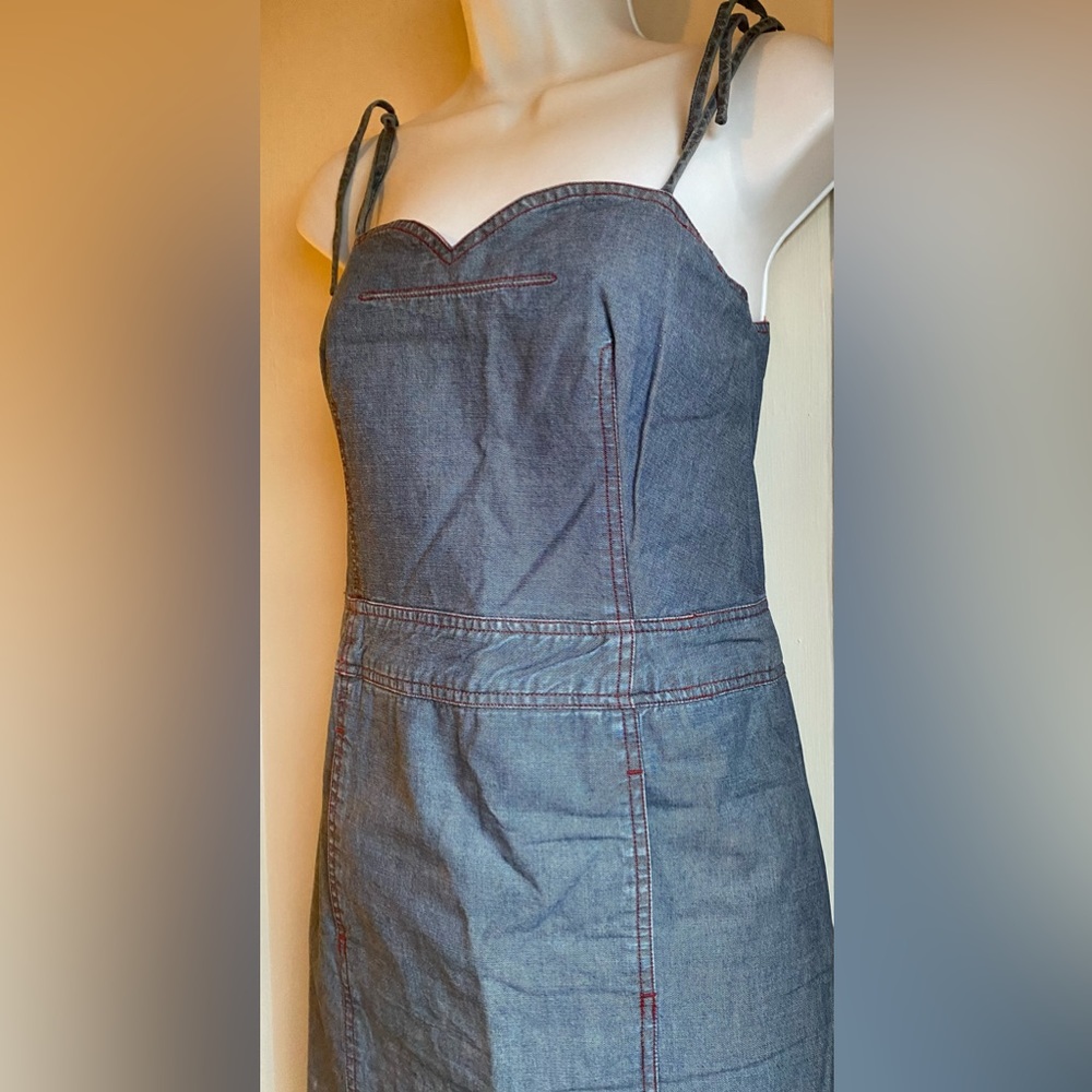 Marc Jacobs Sweetheart Denim Chambray Dress Red buttons low cut back Sz 6 retro